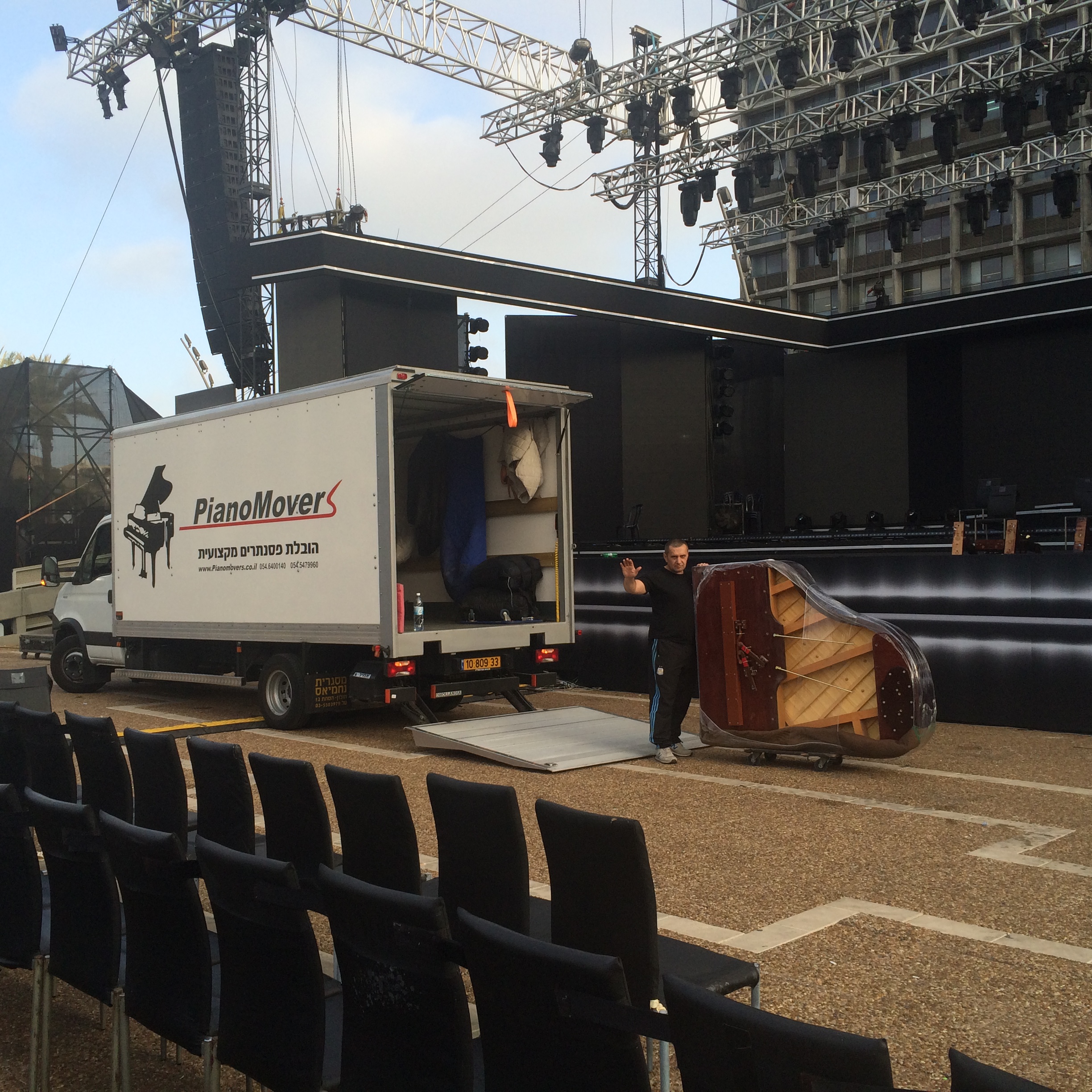 הובלת פסנתרים מקצועית להופעות בישראל